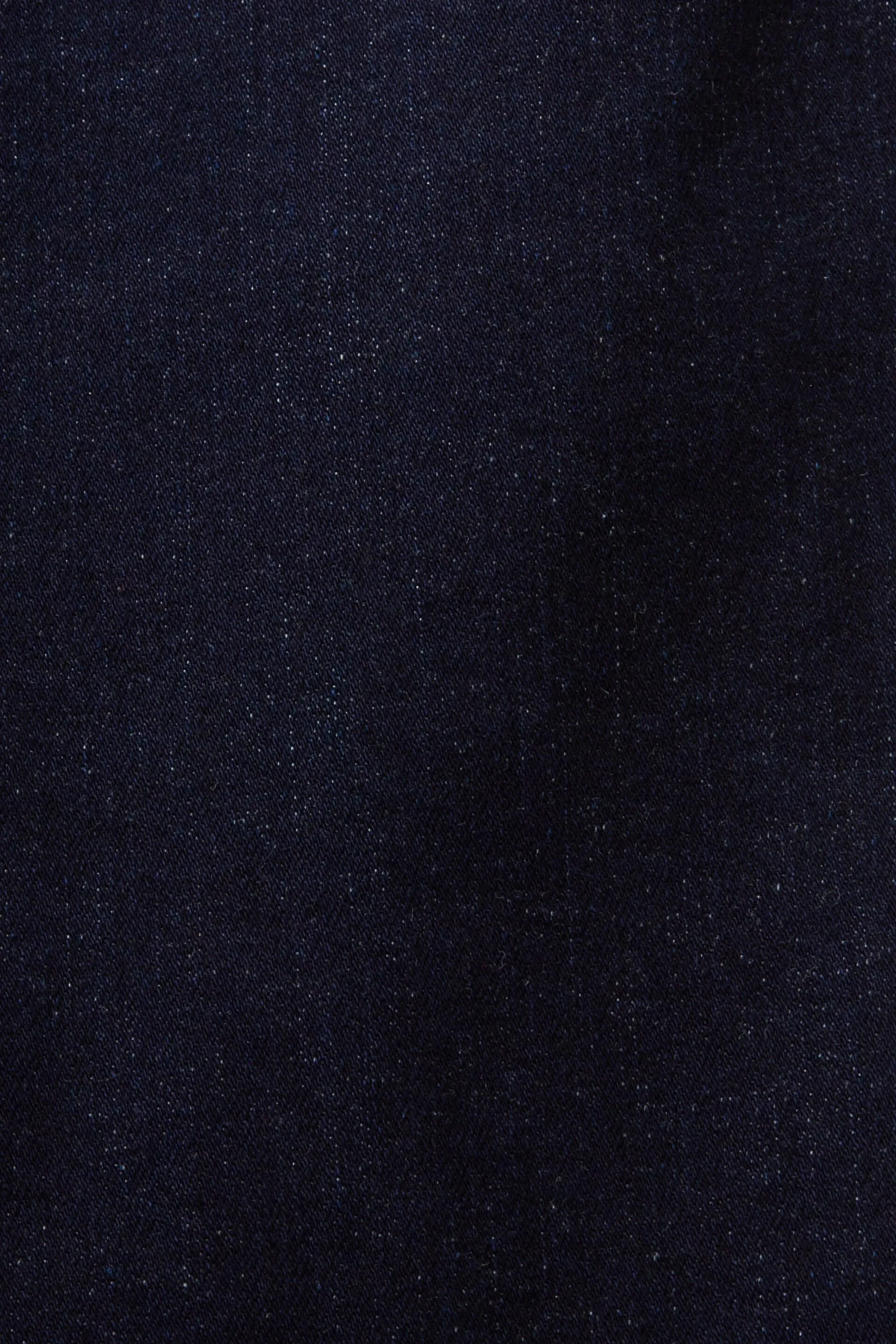 RECICLADOS: JEANS MIDRISE SLIM FIT EL&AACUTE;STICOS