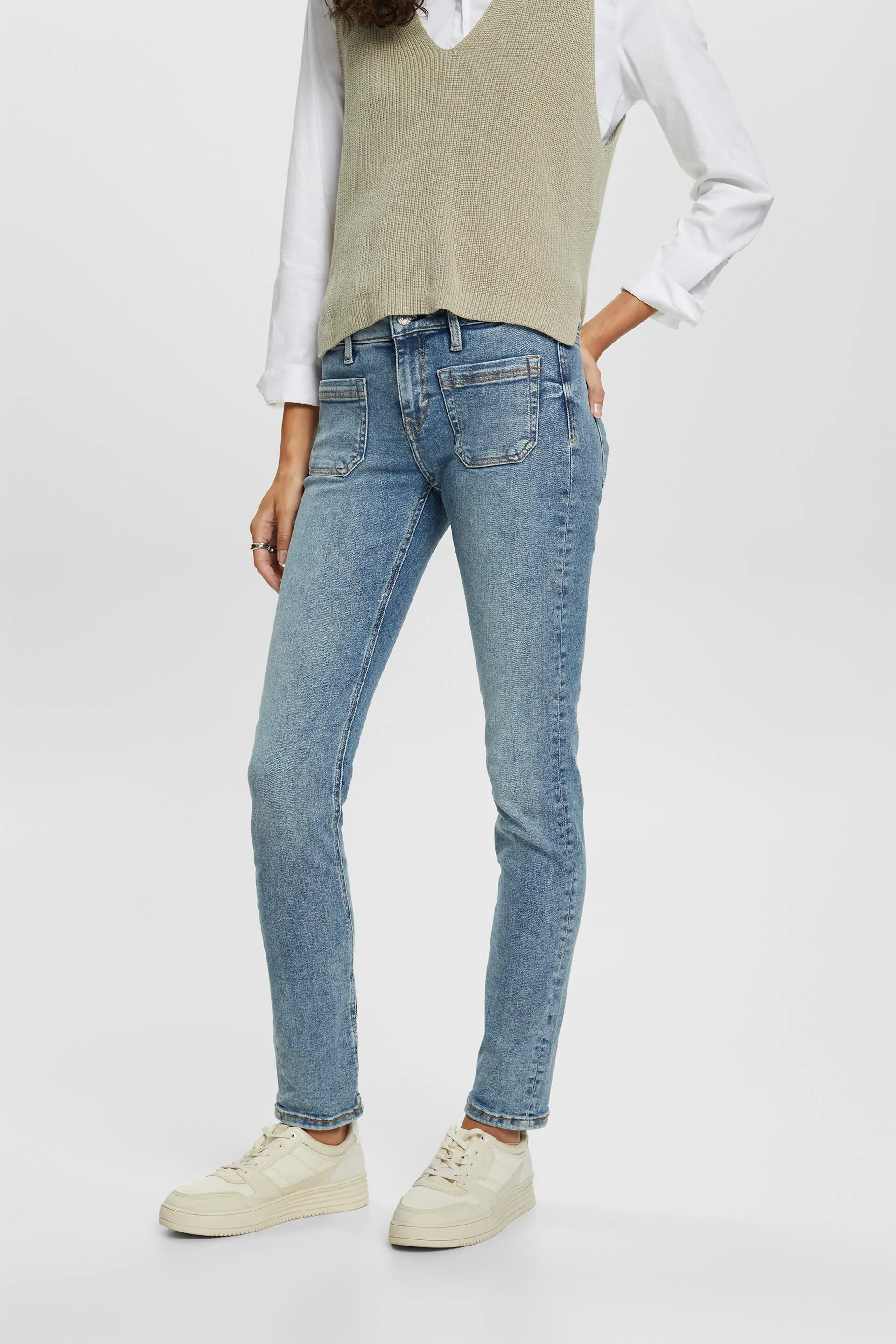 RECICLADOS: JEANS MIDRISE SLIM FIT