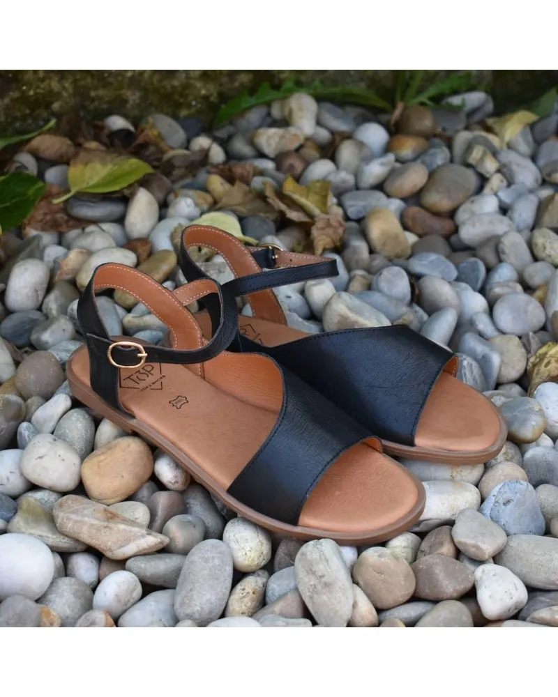 Sandalia de piel plana 21615 negra TOP3SHOES