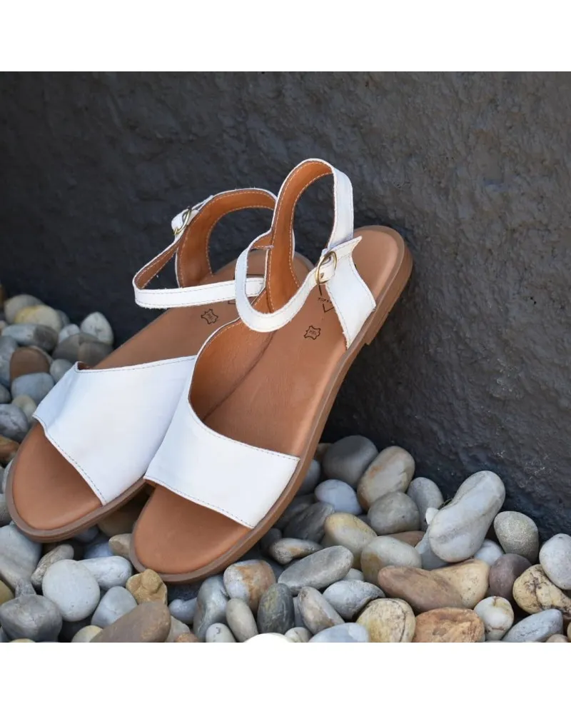Sandalia de piel plana 21615 negra TOP3SHOES