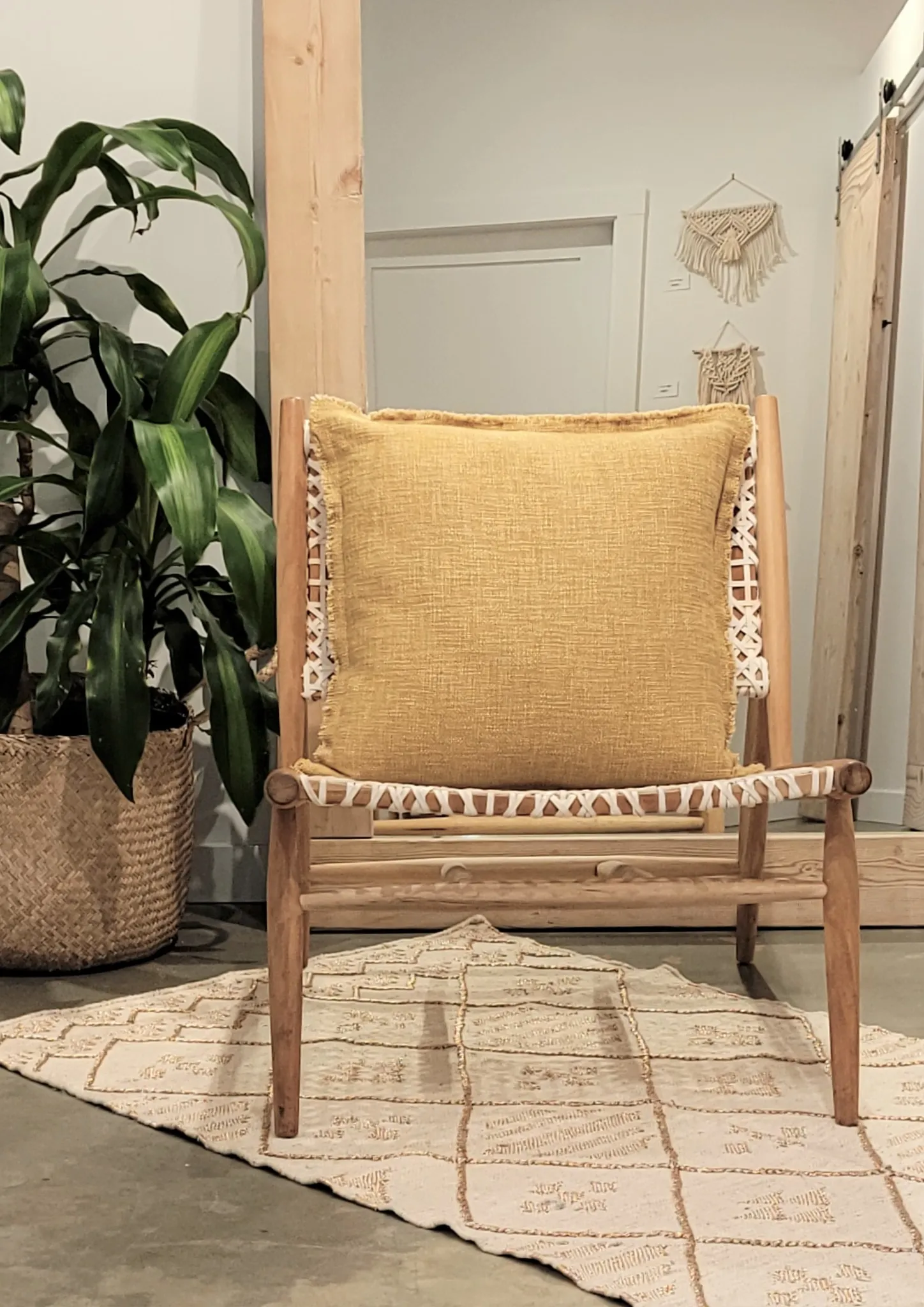 Selena Pillow // Desert