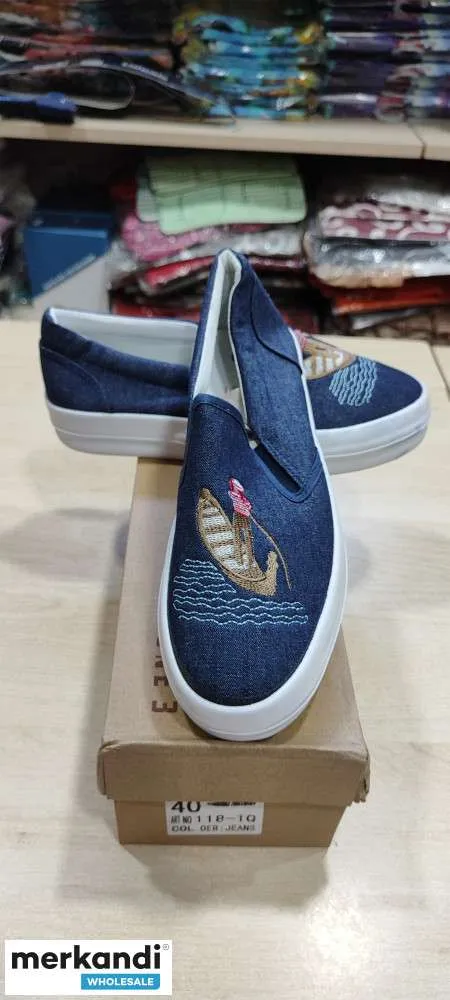 Stock zapatos y bailarinas, mujer a 3,20