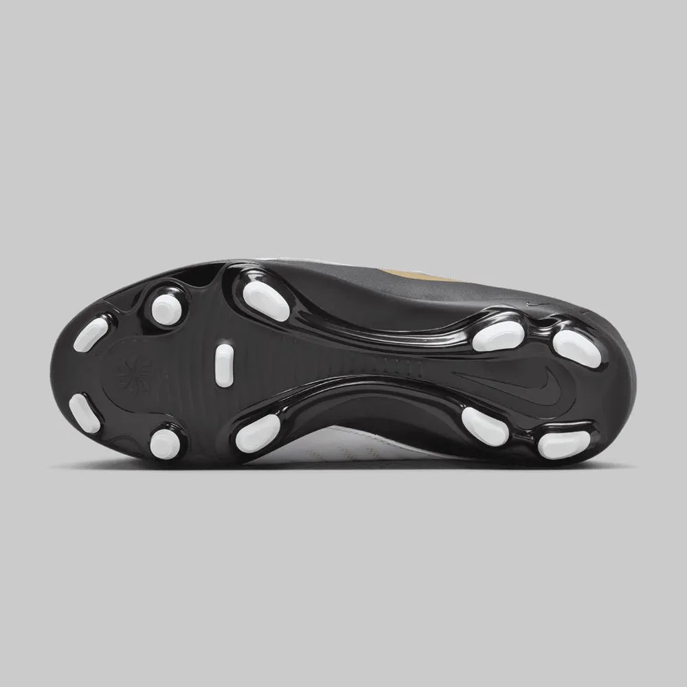 Taquetes Nike Phantom GX II Club FG Joven