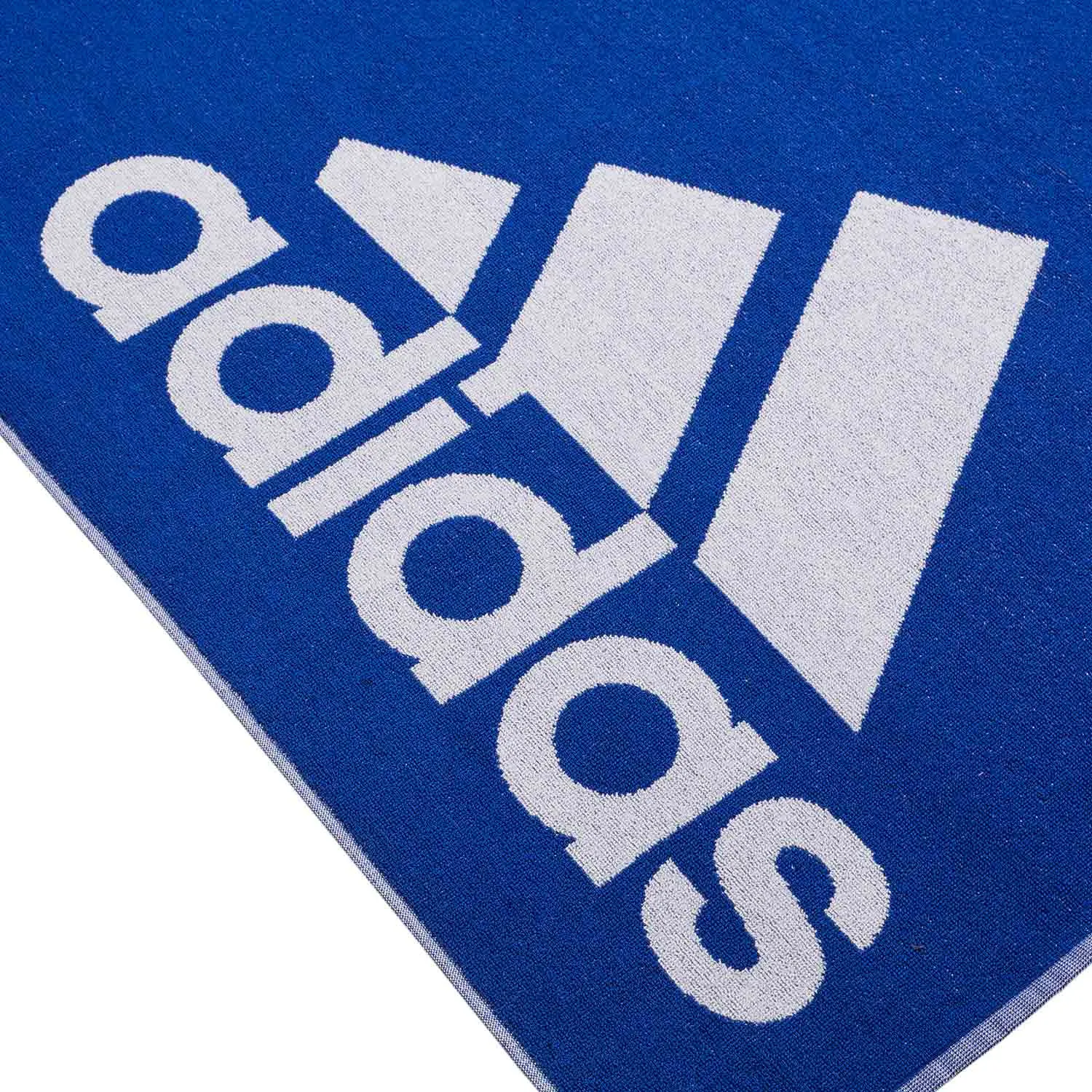 Toalla adidas grande