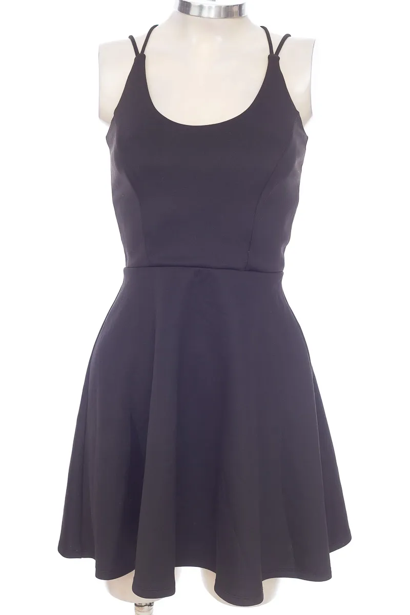 VESTIDO / ENTERIZO COLOR NEGRO  CHARLOTTE RUSSE
