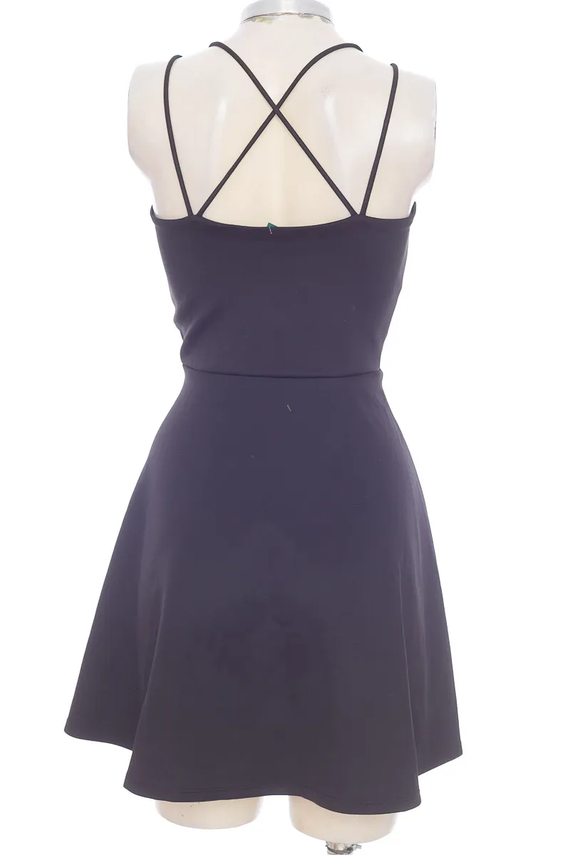 VESTIDO / ENTERIZO COLOR NEGRO  CHARLOTTE RUSSE