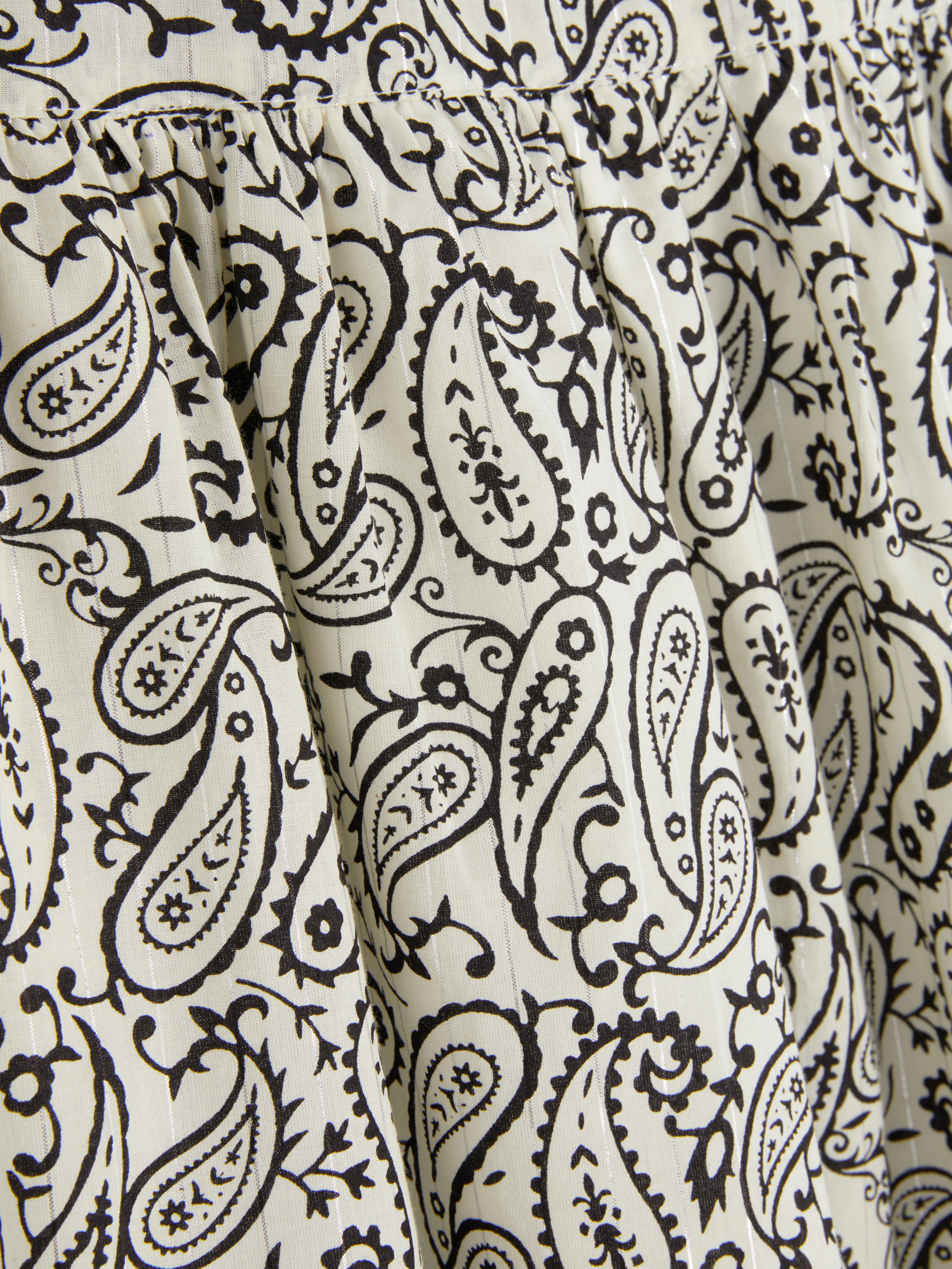 Vestido a capas con estampado de cachemira