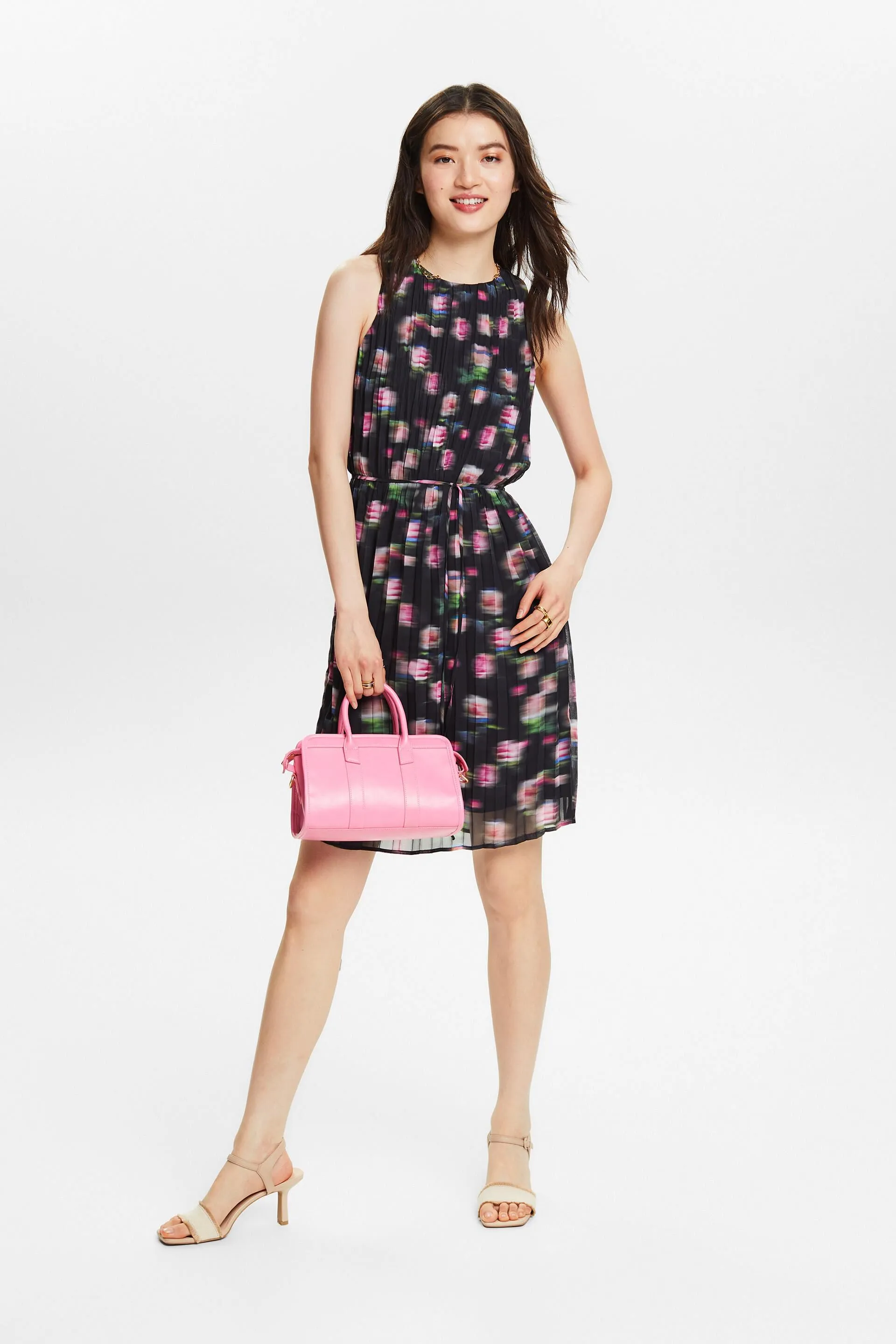 Vestido de gasa plisada con estampado