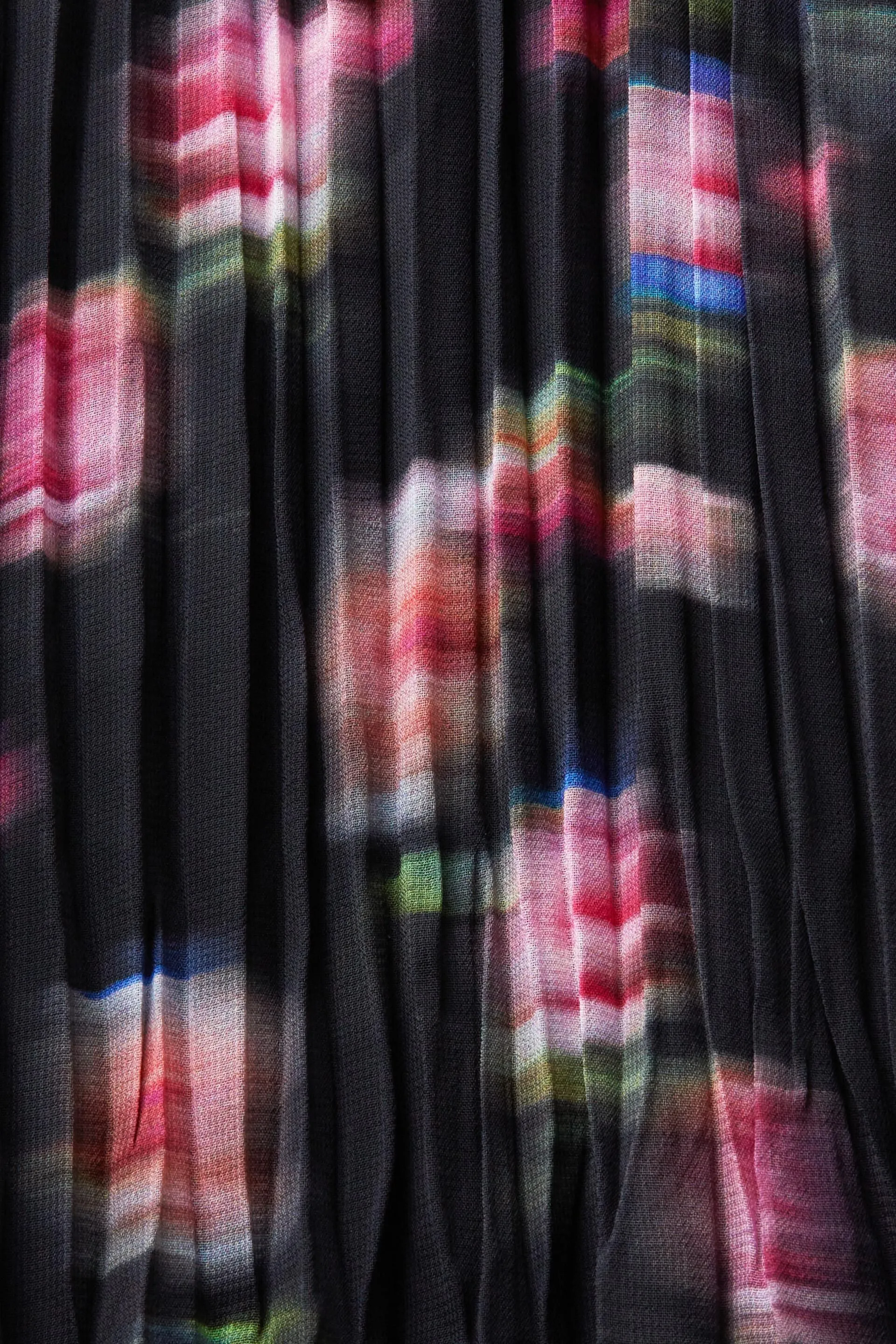 Vestido de gasa plisada con estampado