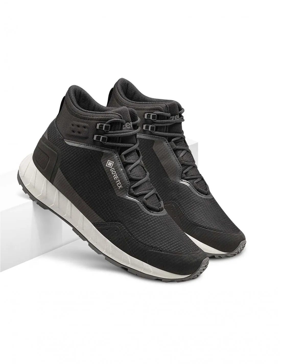 ZAPATILLAS ABOTINADAS GORETEX MUJER NEGRAS ZERO C