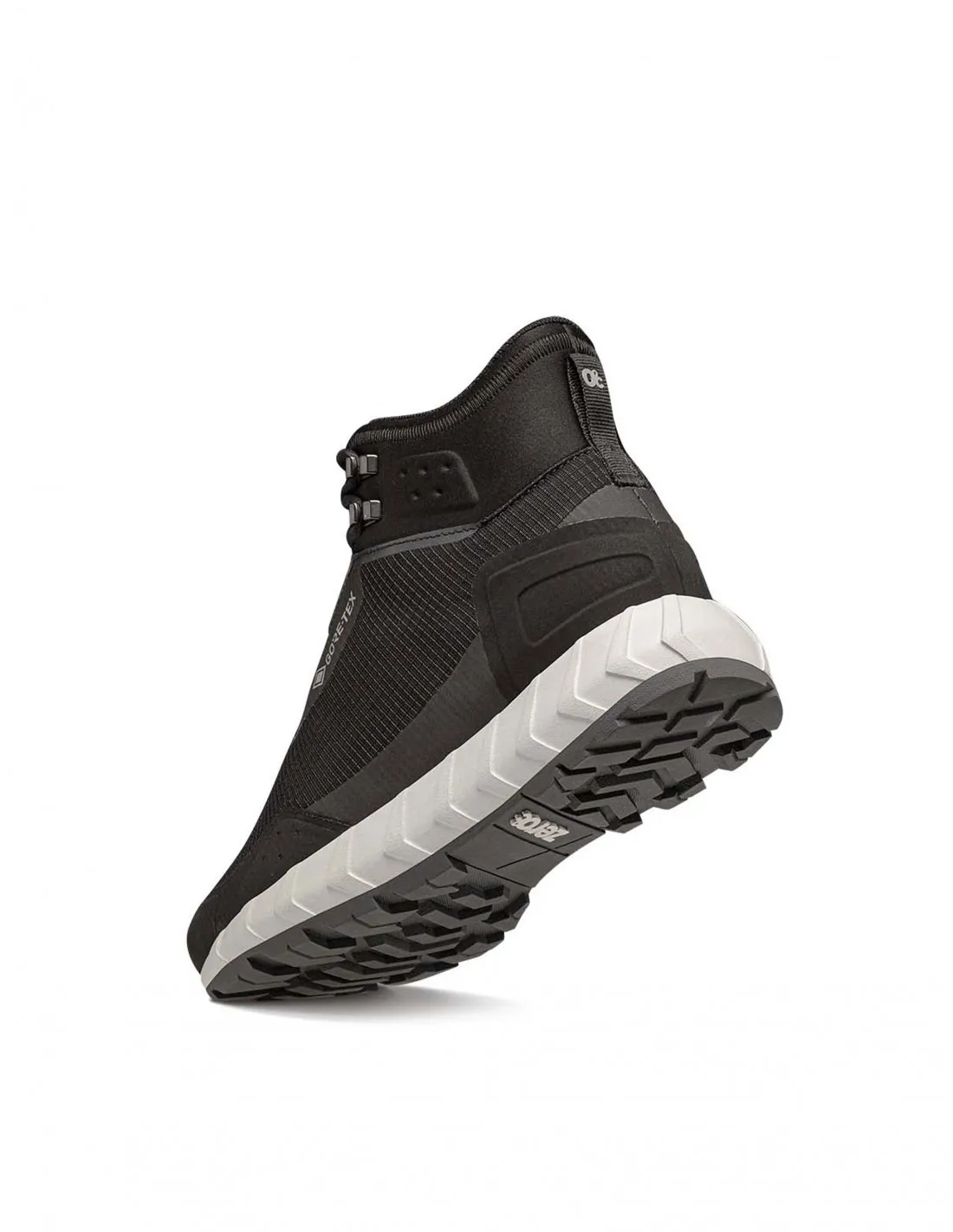 ZAPATILLAS ABOTINADAS GORETEX MUJER NEGRAS ZERO C