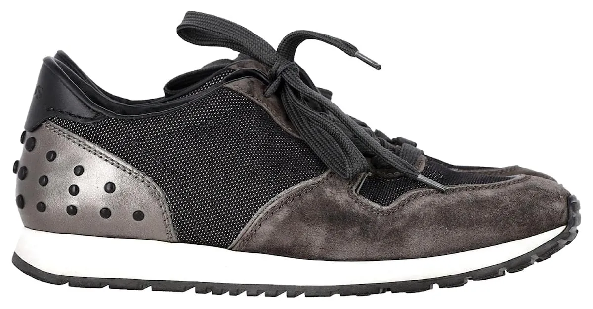 Zapatillas bajas con detalle Gommino de Tod's en ante gris Castaño 
