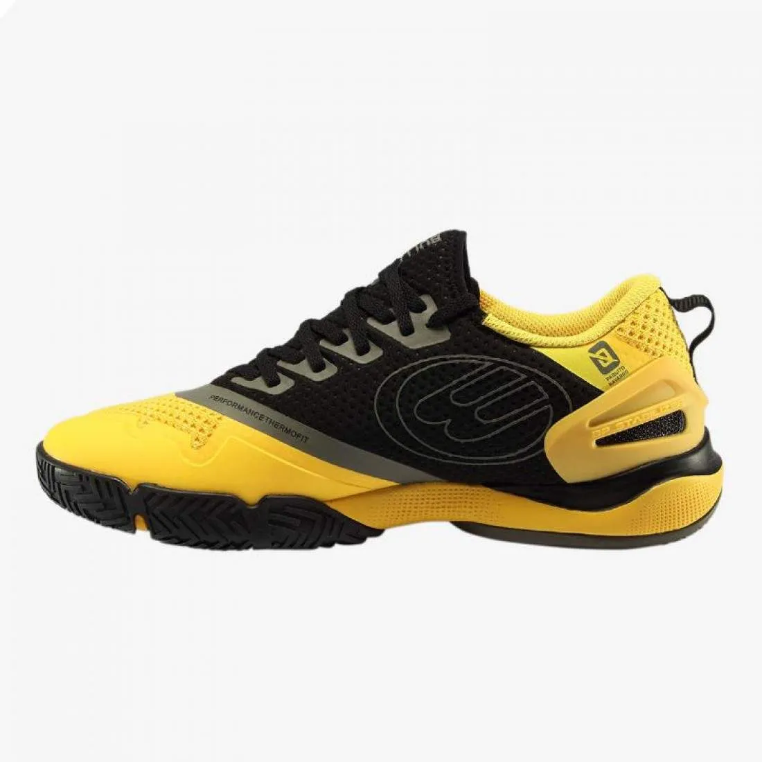 Zapatillas Bullpadel Paquito Navarro Hack Hybrid Fly 21I Albaricoque | Bullpadel