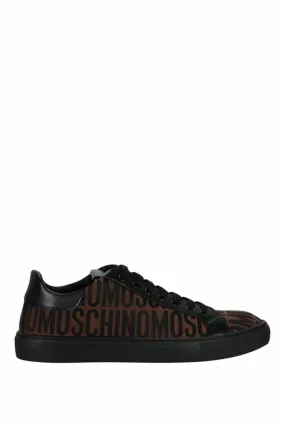 Zapatillas marrón all over logo negro
